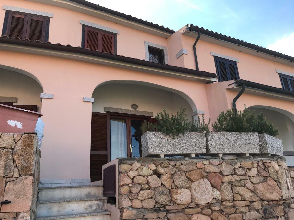 Case Vacanze Dany Budoni Exterior foto